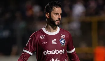 Imagem ilustrativa da imagem Marcelo Rangel brilha novamente e valoriza empate do Remo