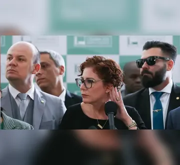 Imagem ilustrativa da imagem Câmara rejeita cassação do mandato de Carla Zambelli