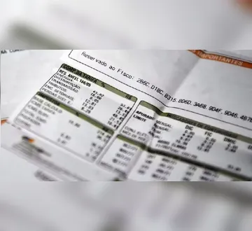 Imagem ilustrativa da imagem Conta de luz gratuita para idosos; saiba como garantir o benefício