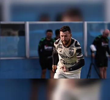 Imagem ilustrativa da imagem Rossi de saída do Paysandu? Márcio explica ausência do RexPa