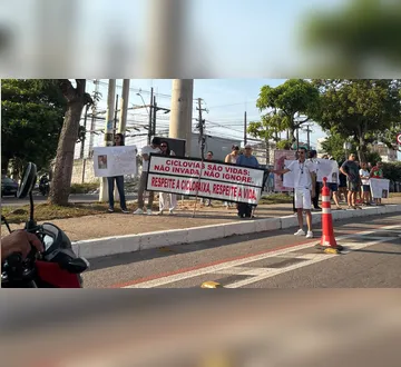 Imagem ilustrativa da imagem Protesto interdita avenida João Paulo II após morte de ciclista