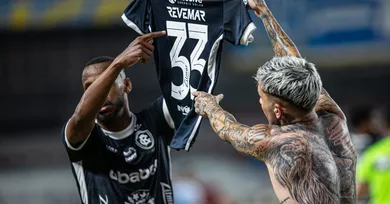 Imagem ilustrativa da notícia: Hernandéz faz história com a 33 do Remo contra o Paysandu