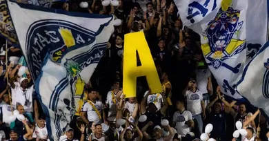 Imagem ilustrativa da notícia: Torcida do Remo se mobiliza por ingressos na “batalha da Ressacada”