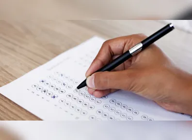 As vagas estão distribuídas entre governos estaduais e municipais, instituições de ensino, câmaras legislativas, tribunais de Justiça e forças policiais.