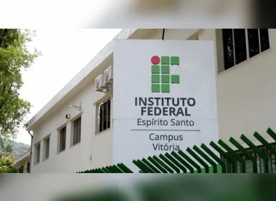 O certame também oferece benefícios como auxílio-alimentação, assistência à saúde e vale transporte.