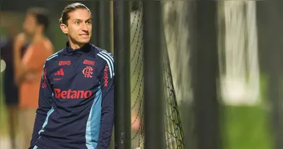 Filipe Luís garante: elenco rubro-negro chega ao Catar no melhor momento da temporada.