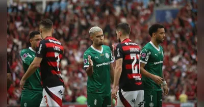 Flamengo e Palmeiras buscam vitória na Libertadores neste sábado (29).
