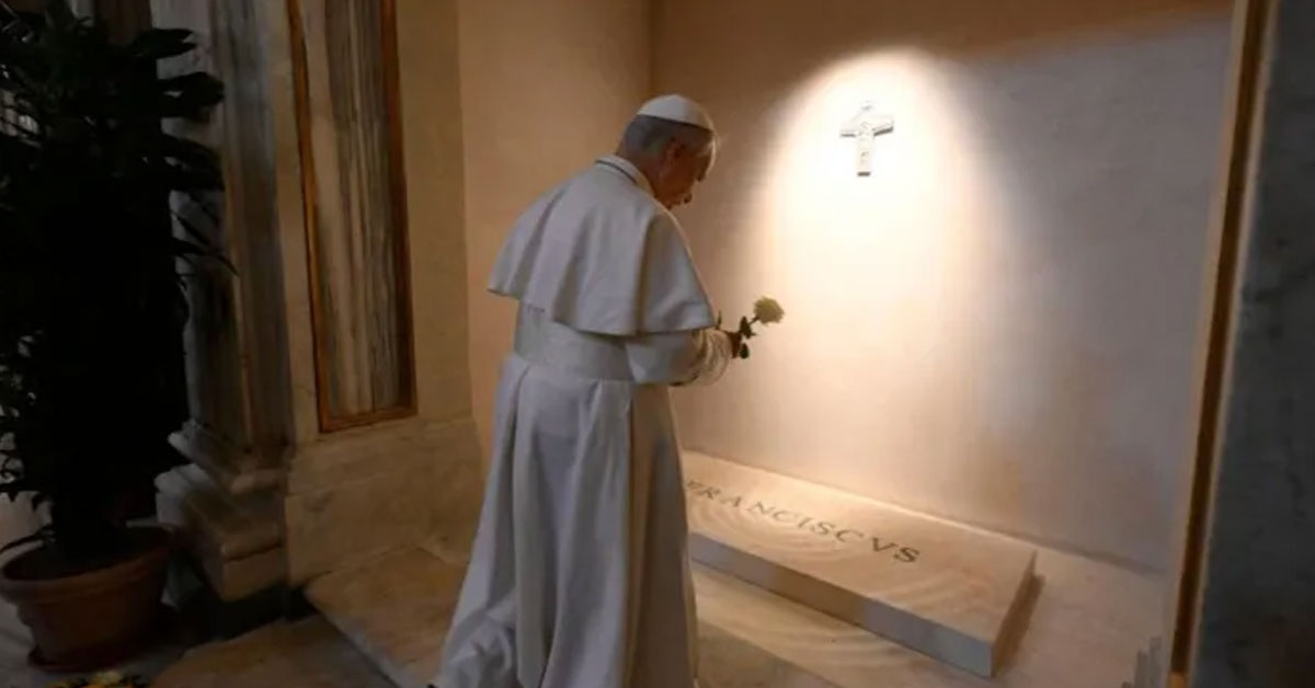 O Papa Leão XIV destaca a importância da celebração para o fortalecimento da fé mariana.