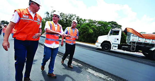 Imagem ilustrativa da notícia Helder vistoria avanço das obras da Avenida Liberdade