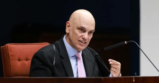 Imagem ilustrativa da notícia Moraes pede condenação de Bolsonaro e demais réus 