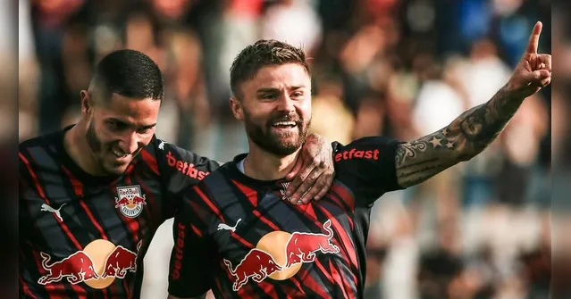 Imagem ilustrativa da notícia Com gols relâmpagos, Bragantino vence Fluminense no Brasileirão