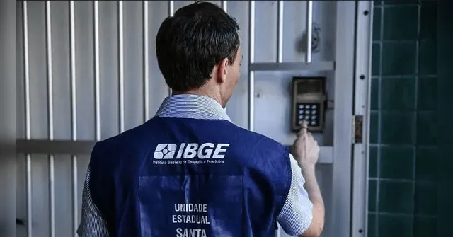 Imagem ilustrativa da notícia Concurso IBGE tem salário de até R$ 4.379: veja cargos e prazos