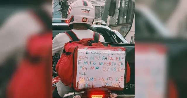 Imagem ilustrativa da notícia Belém: Criança deixa recado na mochila do pai motoboy e encanta web