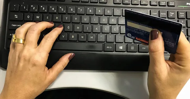 Imagem ilustrativa da notícia Black Friday: especialistas dão dicas para fugir de fraudes online