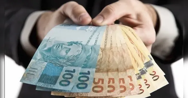 Imagem ilustrativa da notícia Brasileiros destinam 10% da renda só para pagar juros
