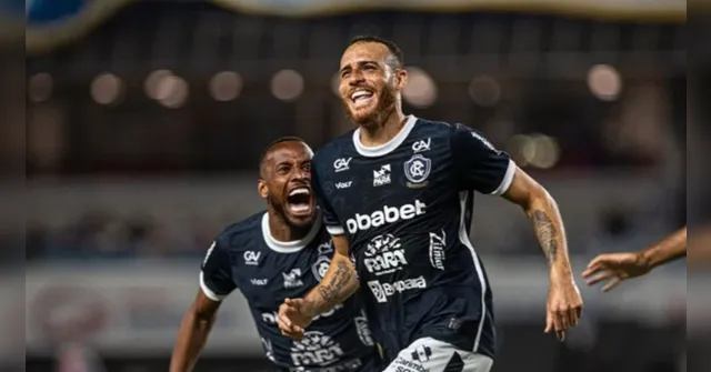 Imagem ilustrativa da notícia Negociação com CRB avança e Pedro Castro pode sair do Remo