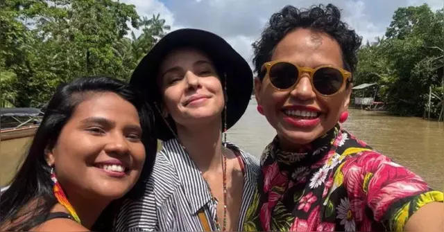 Imagem ilustrativa da notícia Débora Falabella visita a Ilha do Combu e se encanta; veja 