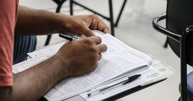 Imagem ilustrativa da notícia Veja concursos abertos com 600 vagas e salários de R$ 10 mil