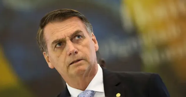 Imagem ilustrativa da notícia Bolsonaro é condenado a pagar R$ 1 milhão por racismo em live
