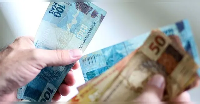 Imagem ilustrativa da notícia Governo Federal antecipa data de pagamento do 13º salário