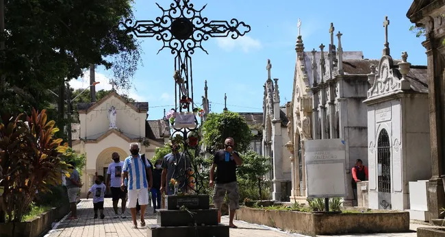 Imagem ilustrativa da imagem Dia de Finados: você sabe a origem da data? Veja!