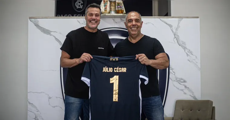 Imagem ilustrativa da notícia Júlio César pode integrar o futebol do Remo? Tonhão responde