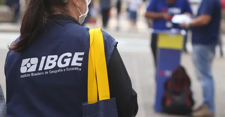 Imagem ilustrativa da notícia IBGE abre 9.590 vagas com salários de até R$ 3 mil; veja como participar