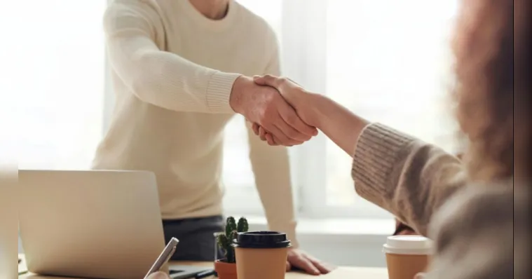 Imagem ilustrativa da notícia Grandes empresas com mais de mil vagas em todo Brasil. Saiba como se inscrever!