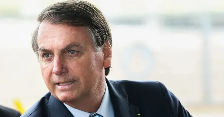 Imagem ilustrativa da notícia Bolsonaro tem até esta sexta (22) para explicar pedido de asilo a Milei