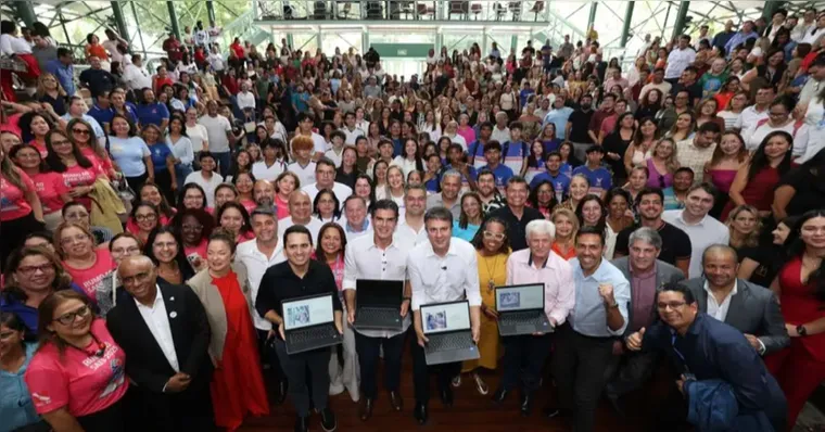 Imagem ilustrativa da notícia Escolas recebem 17,5 mil Chromebooks do Governo do Pará