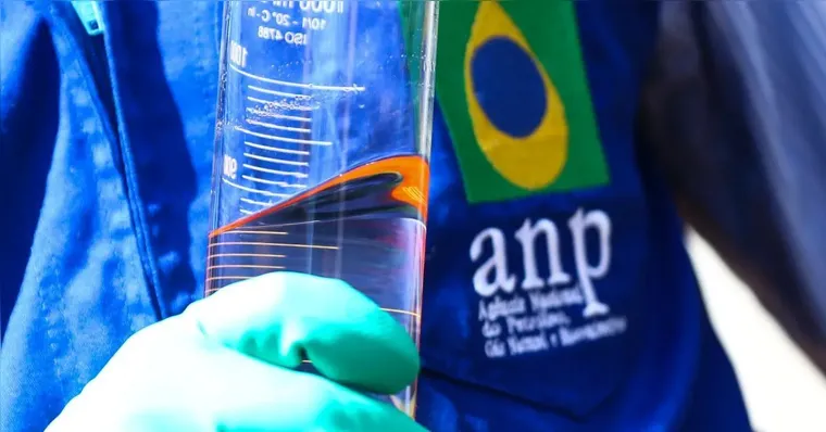 Imagem ilustrativa da notícia Justiça autoriza produção de gasolina pela Vertex Formuladora