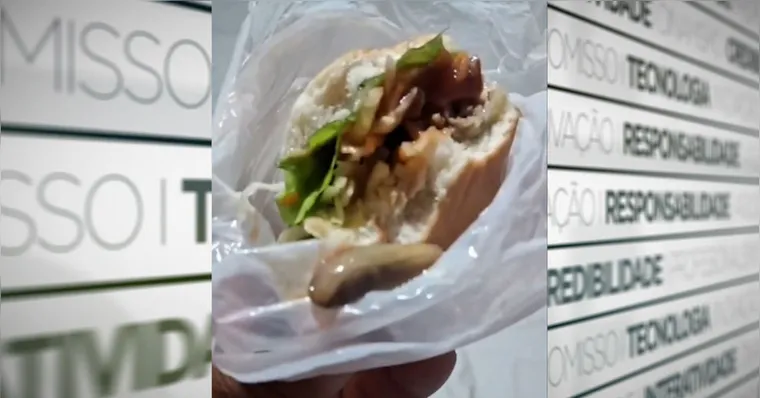 Imagem ilustrativa da notícia VÍDEO: lesma aparece em lanche no Tenoné e caso viraliza na web