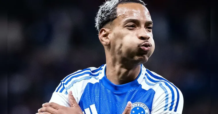 Imagem ilustrativa da notícia Cruzeiro vence São Paulo e assume vice-liderança provisoriamente