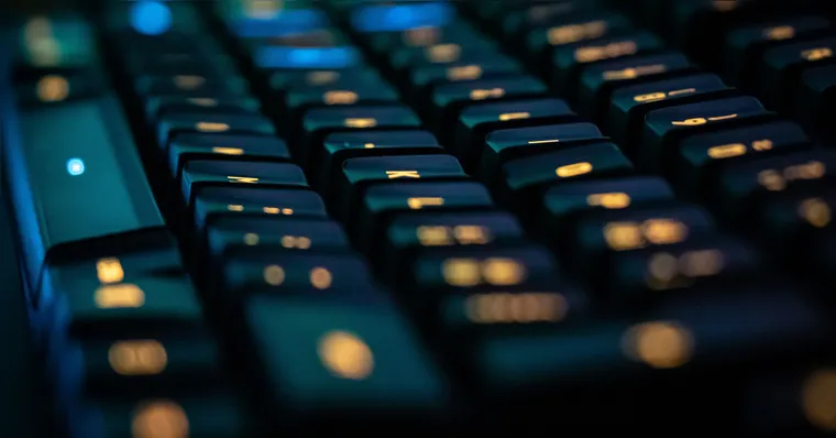 Imagem ilustrativa da notícia Descubra o segredo escondido nas teclas F e J do seu teclado