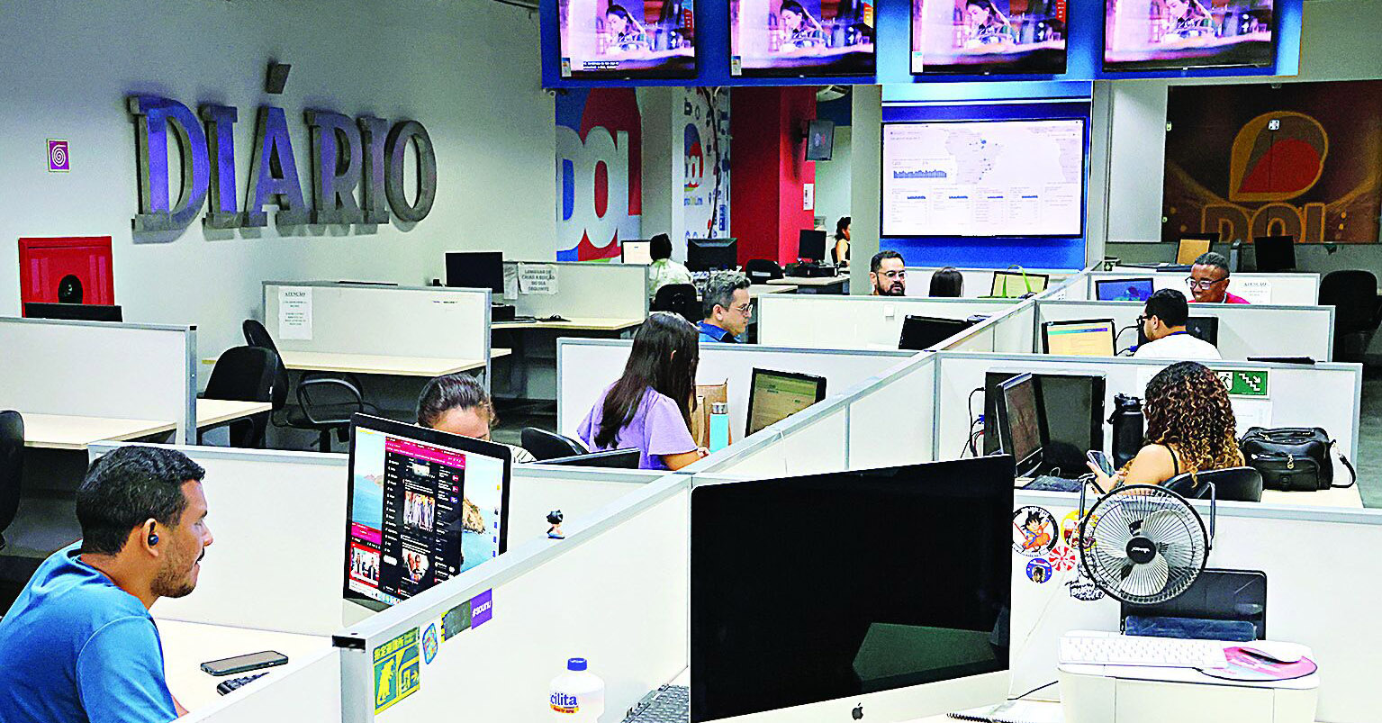 Alepa homenageia os 15 anos do portal DOL