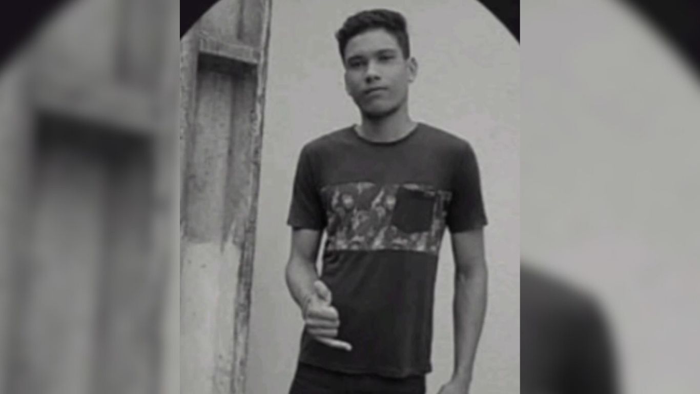 Jovem é assassinado a facadas em crime cheio de mistérios