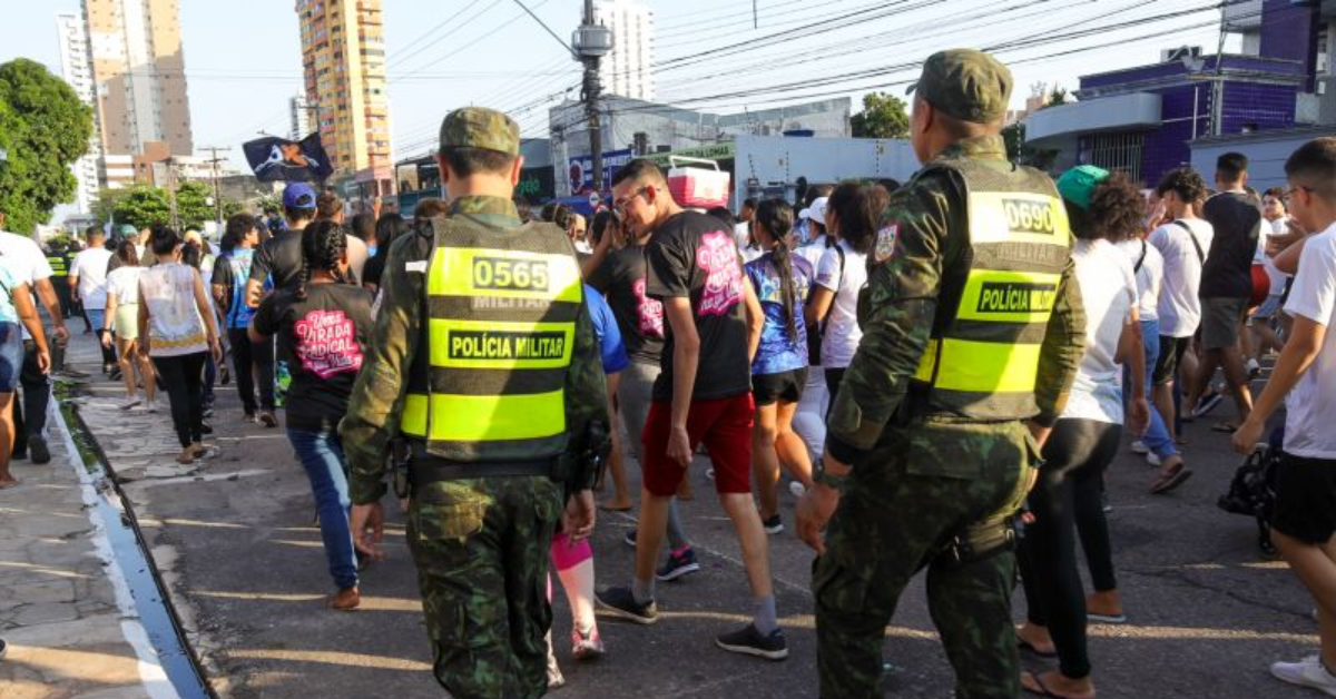 Equipes da Polícia Militar, Corpo de Bombeiros e Defesa Civil atuam em pontos de observação ao longo dos trajetos das romarias