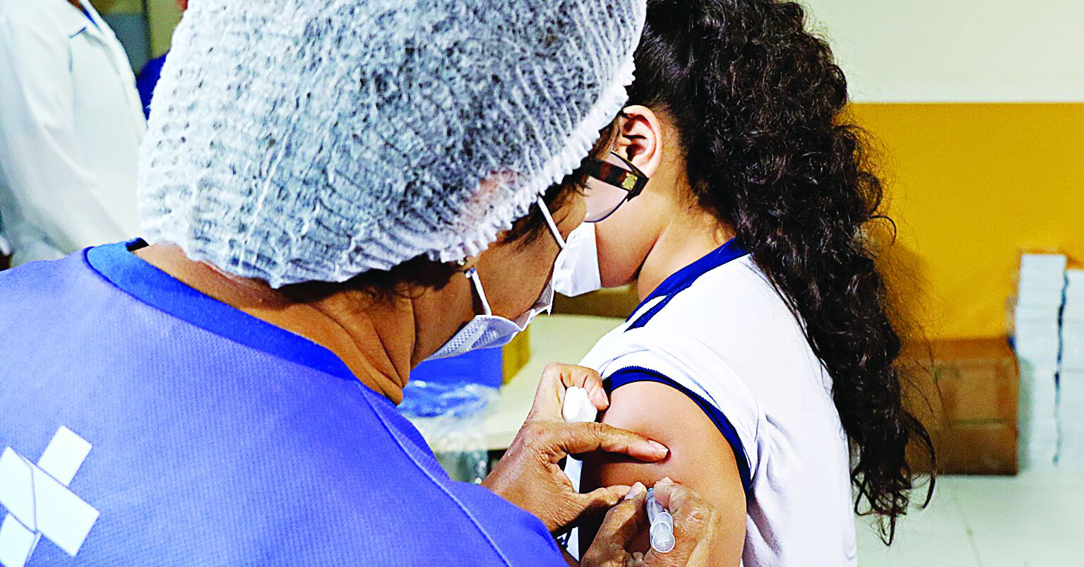 Vacinação contra HPV vai até dezembro; entenda a importância da imunização