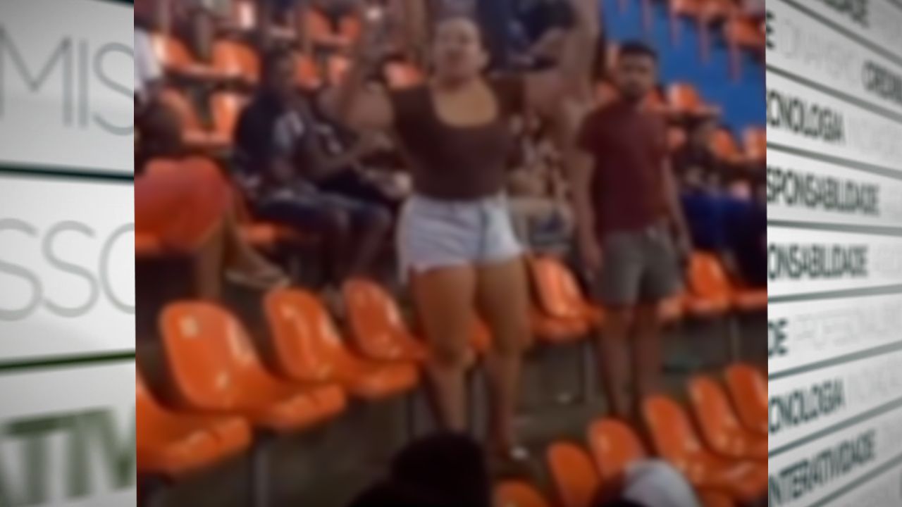 Mulher briga com crianças durante campeonato de jiu-jitsu em Belém