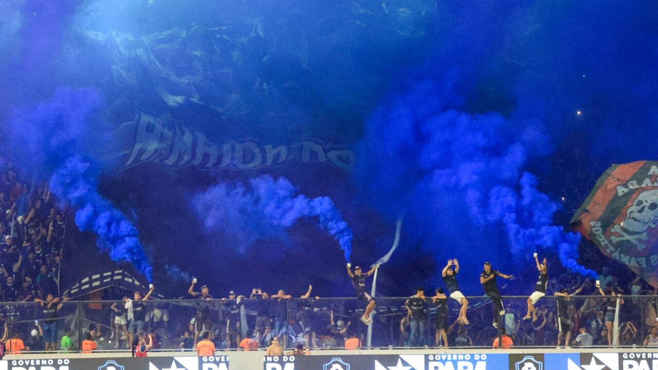 Descubra por que o contrato de naming rights do Baenão é inferior a outros da Série B, incluindo fatores de mercado e comparação de clubes.