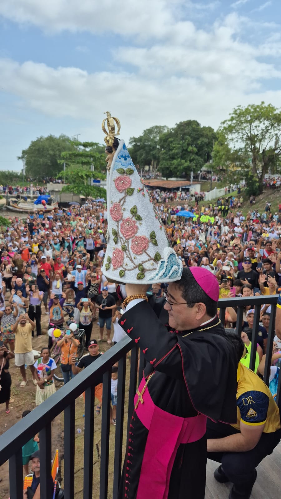 Imagem ilustrativa da notícia Romaria Rodoviária: Imagem Peregrina chega em Icoaraci após três horas de homenagens