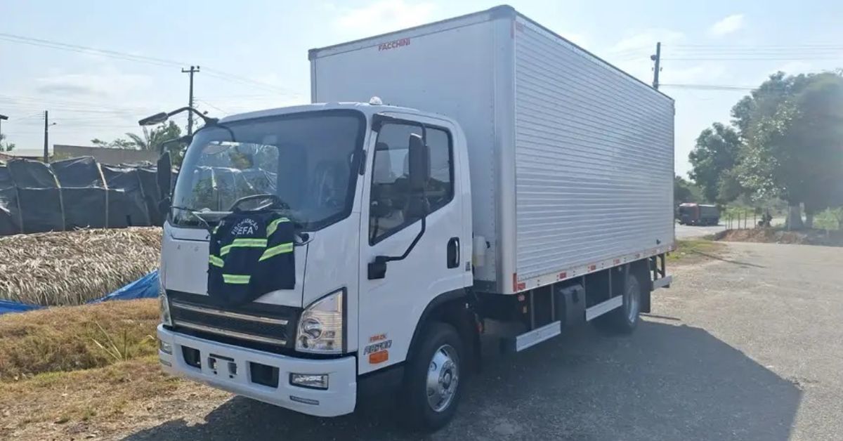Caminhão no valor de R$ 369 mil é apreendido por irregularidade fiscal