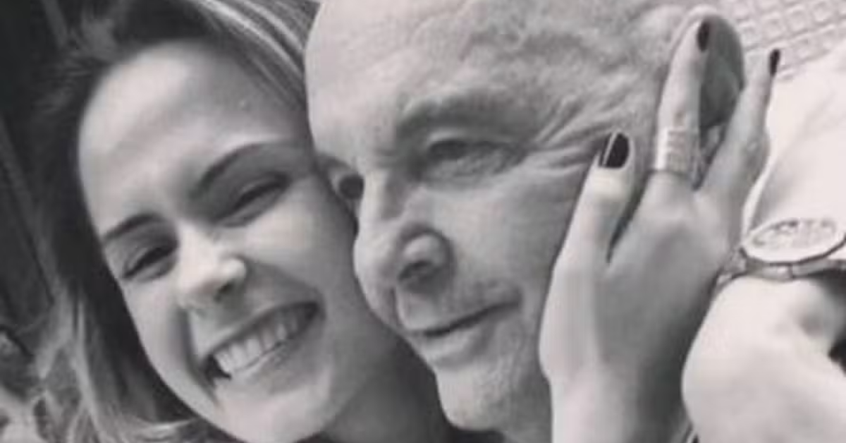 Ana Paula Renault recebeu a notícia da morte do pai enquanto segue confinada no BBB 26.