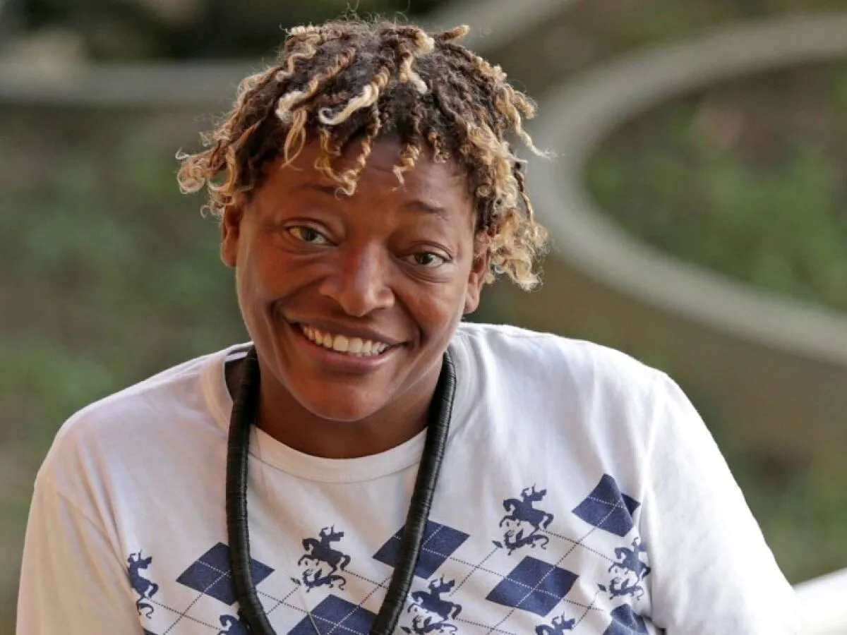 Mart'nália usou as redes sociais para avisar sobre o assalto.