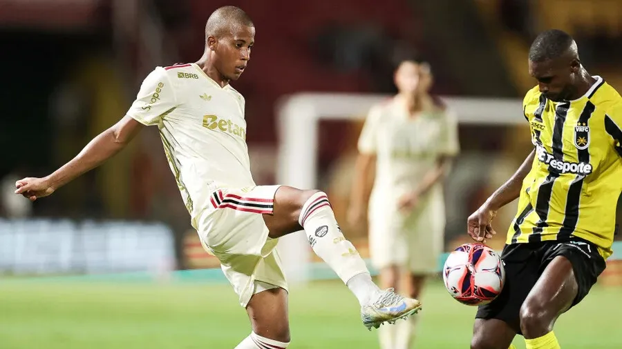 Garotada do Flamengo perde mais uma uma no Cariocão.