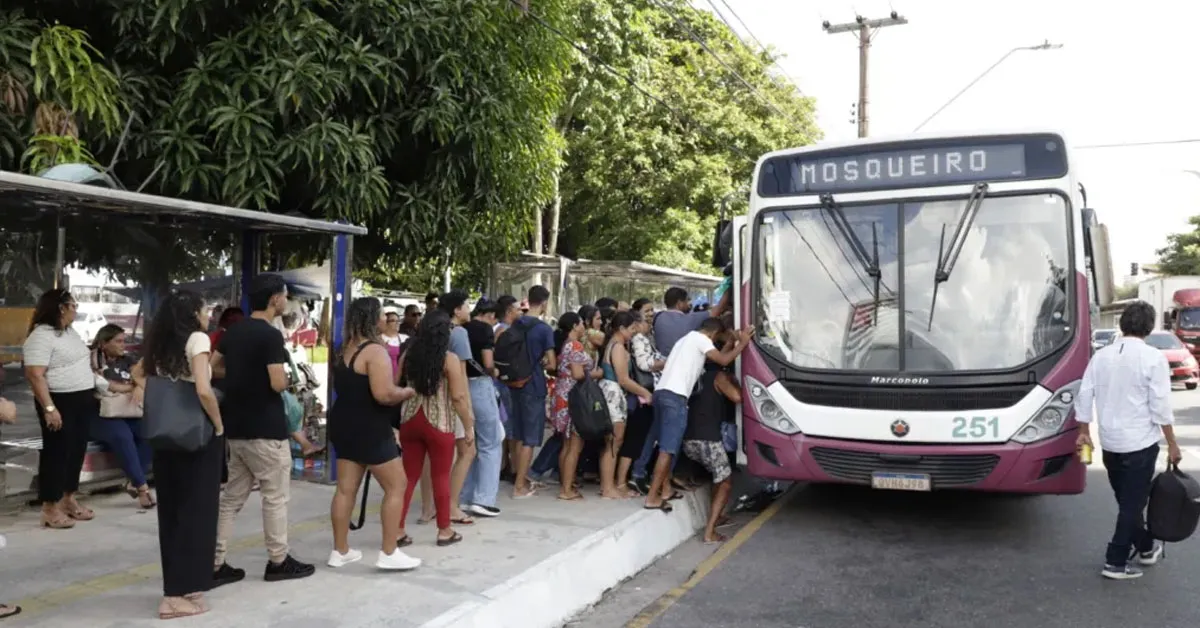 A partir de hoje, nos dias 24, 25 e 28 de dezembro, a operação contará com o acréscimo de 27 ônibus