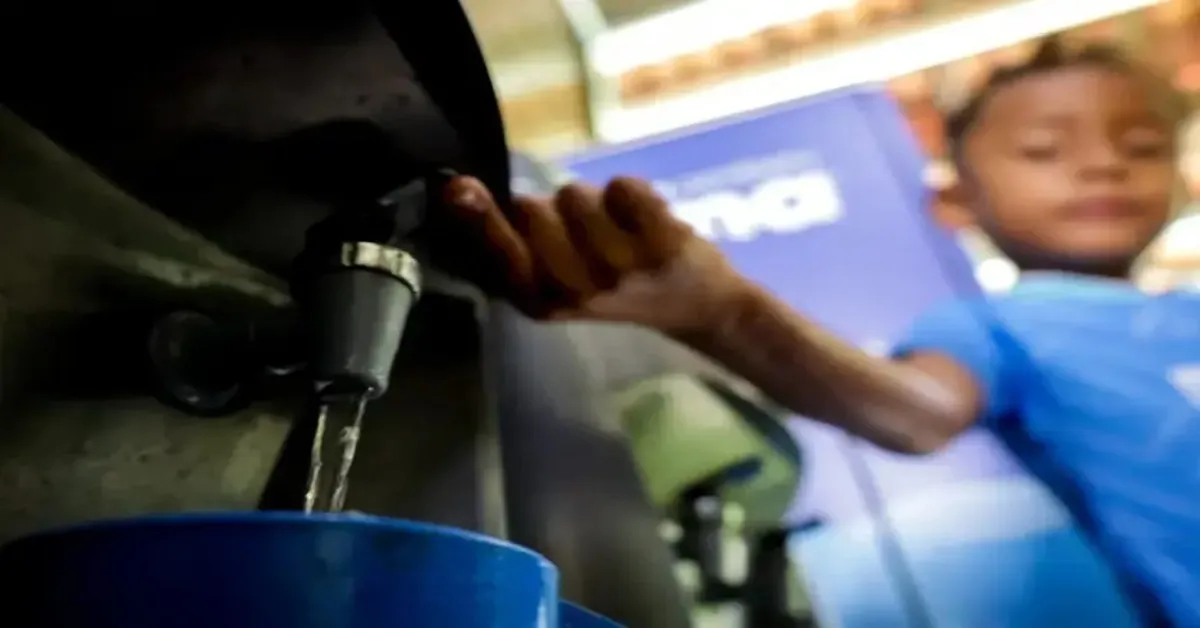 Moradores das ilhas do Combu e Grande Belém passam a contar com acesso à água potável por meio do projeto Água para Todos, iniciativa do Governo do Pará.