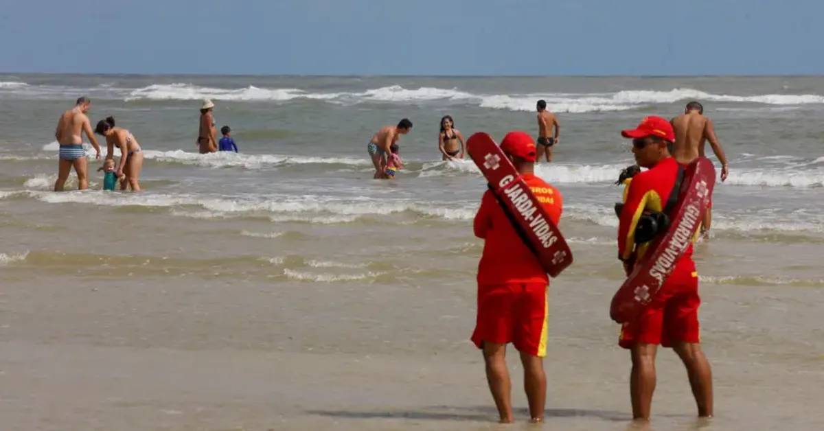 Virada do ano no Pará será marcada por calor, chuvas rápidas e marés elevadas, exigindo atenção de quem vai celebrar em áreas urbanas, praias e regiões ribeirinhas.