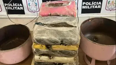 A droga estava escondida  dentro de cilindros de gás utilizados em aparelhos de ar-condicionado em porto no Pará.