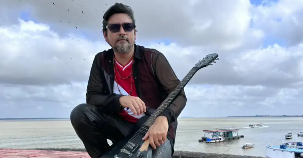 Charles Andi leva ao palco do Teatro Waldemar Henrique o espetáculo “Rota das Garças”, que sintetiza sua trajetória e pesquisa sonora.